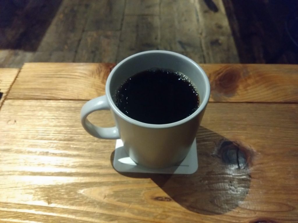 森の図書室　フリードリンク珈琲