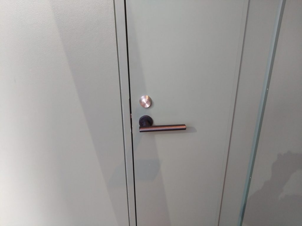 マグマブックス CALM入り口の写真