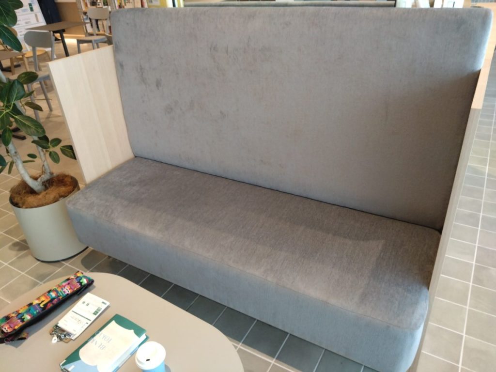 BUNKITSU  TOKYO座った席の写真
